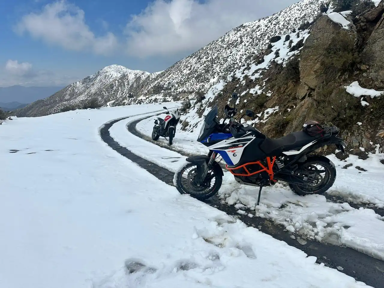 Moto en dique Potrerillos